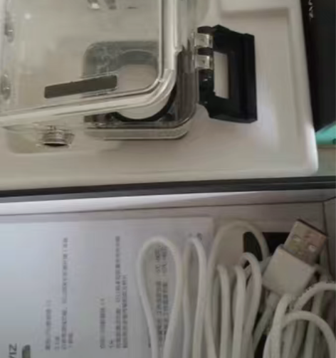 包邮萤石运动相机,带行车记录仪功能,说明书...