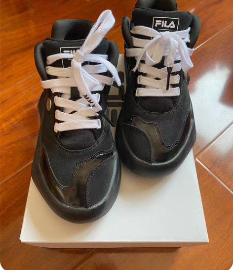 包邮斐乐27码10C，超轻超柔软，无敌好穿...