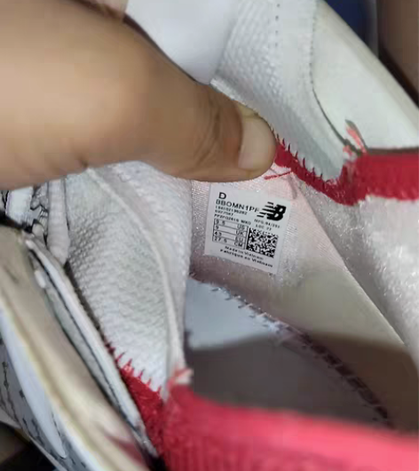 包邮伦纳德篮球鞋，莆田的210买的，基本全...