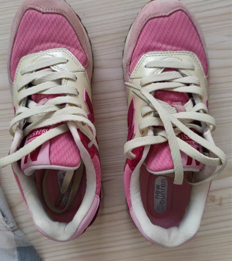 新百伦女鞋 感兴趣的话点“我想要”和我私聊...