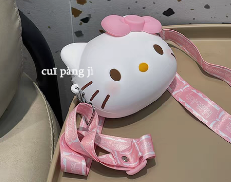 转卖正版三丽鸥小包包可爱玉桂狗库洛米斜挎包...