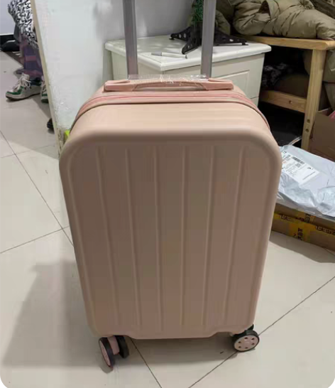 旅行箱（行李箱）尾货处理 全新22寸-26...