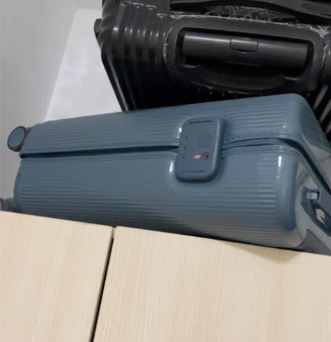 ITO行李箱20寸可登机 行李箱太多闲置了...