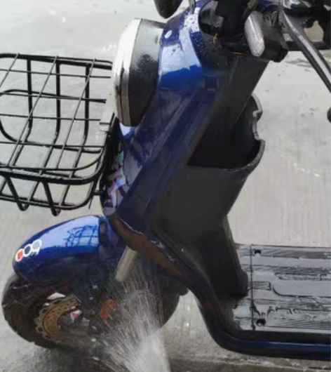 009电动车和电池。 车架800便宜卖。（...