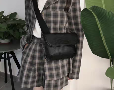 转卖简约chic小众洋气宽肩带蜥蜴纹复古 ...