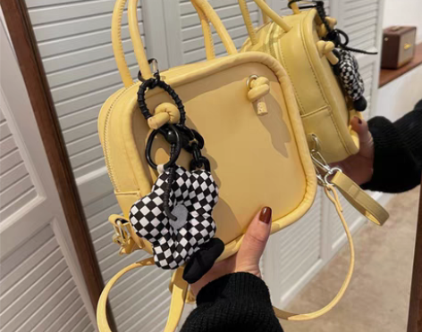 转卖今年流行小包包女2022新款潮ins高...