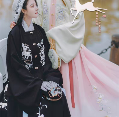 包邮如梦霓裳原创鹿隐汉服女明制方领补服 仅...