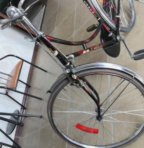 QF750型弯梁凤凰大链合自行车，品相特好...