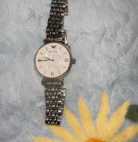 阿玛尼满天星手表,前男友送的,没有戴过就分...