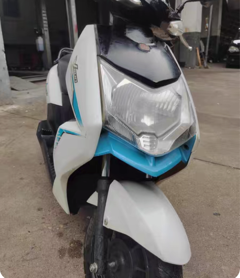 五羊电动车，上的摩托车牌子，必须过户，年检...