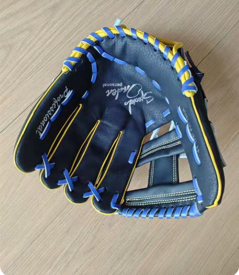 LE儿童棒球手套，几乎全新，80元出。 感...