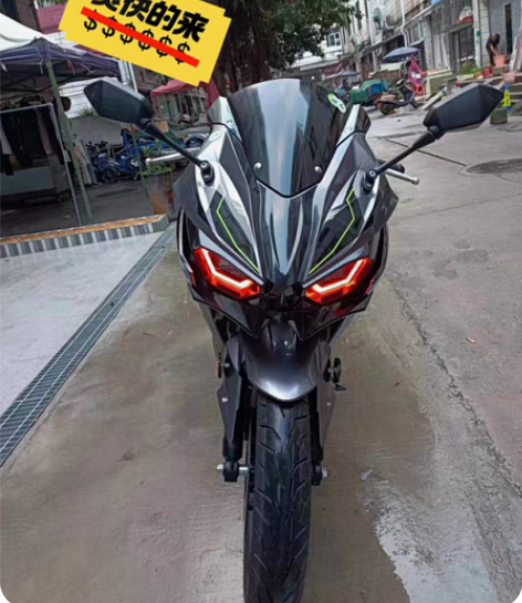 摩托车，极品网红战斗灰国四电喷国产h2大跑...