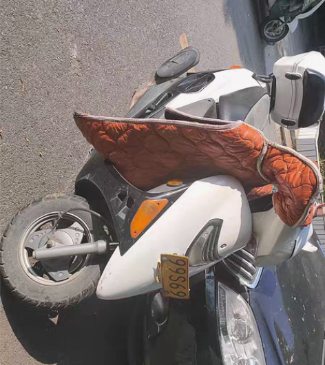 10年铃木超人摩托车，车况良好，早晨打车一...