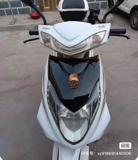 新换电瓶带手机支架 自己添加了大后备箱 7...