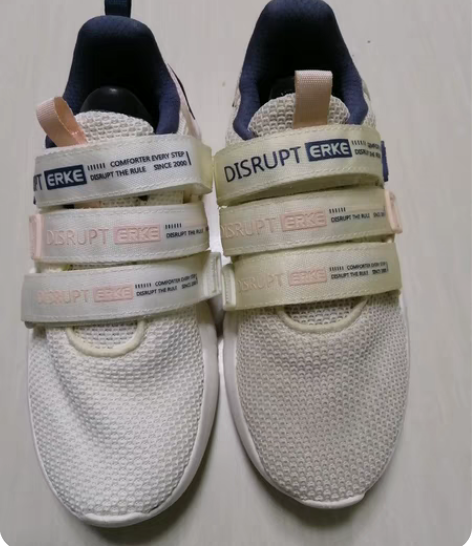 包邮35码  鸿兴尔克女童运动板鞋春秋款，...