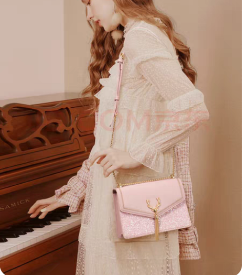 欧时纳包包女包单肩斜挎麋鹿链条小方包 老公...