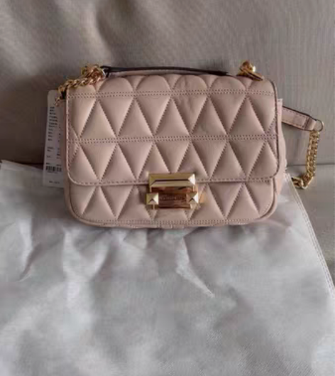 【经典单品】MK Sloan 小号羊皮革菱...