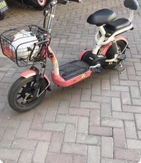 比德文电动车 母亲原来上班骑，现在退休了放...