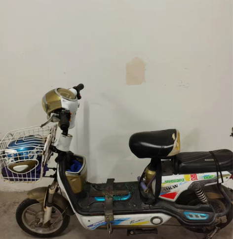 电动车300出，可开十几公里，具体没算过 ...