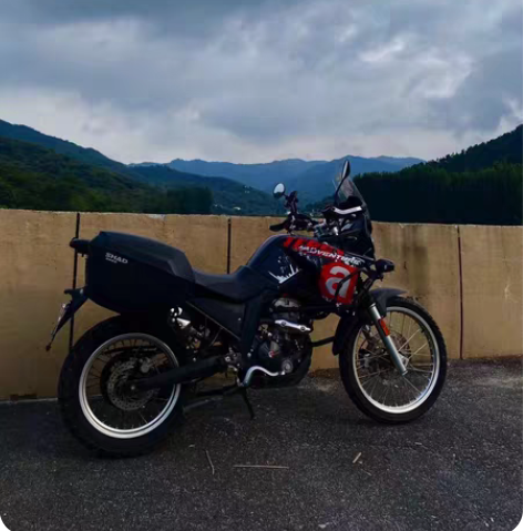 18年阿普利亚terra150ADV。6档...