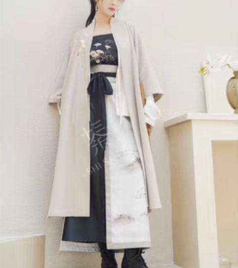 转卖包邮十三余小豆蔻儿[焦尾琴]秋冬日常对...