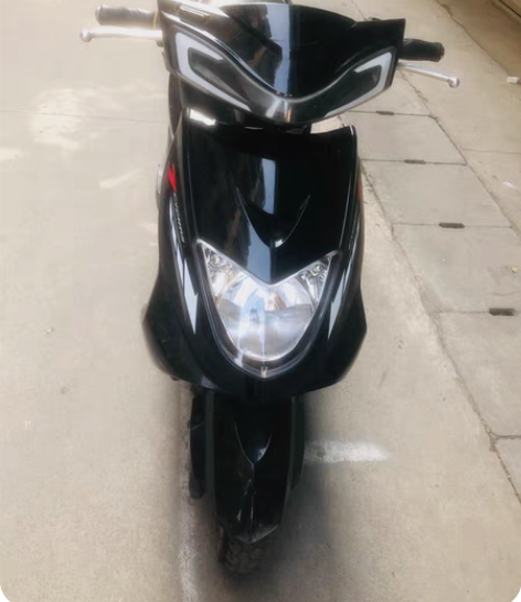 出一台个人自用 雅迪讯鹰电动车 60伏 目...