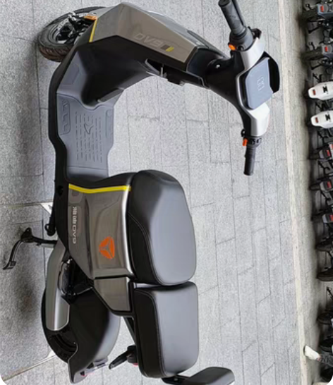 雅迪全新车直减600，原价4899，现价4...