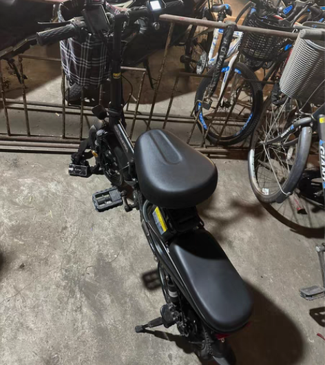 转卖新日折叠电动自行车锂电池超轻代驾小型助...