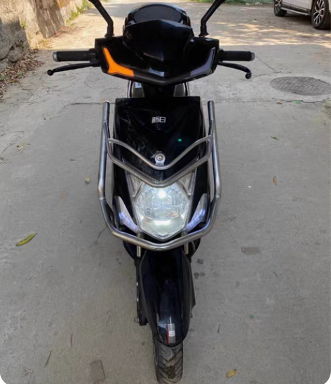 才用半年左右，新日电动车低价转让 低价处理...