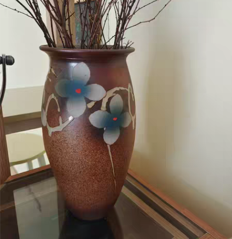 出 艺术摆件花瓶 感兴趣的话点“我想要”和...