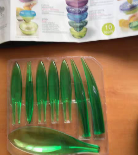 包邮多功能水果创意工具,水果切刀榨汁器,食...