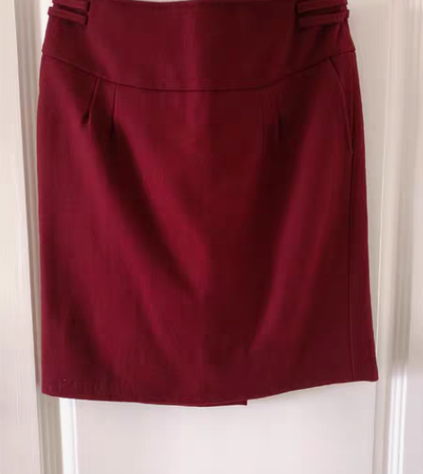 转卖全新带吊牌 羊毛呢花苞裙 中长款 17...