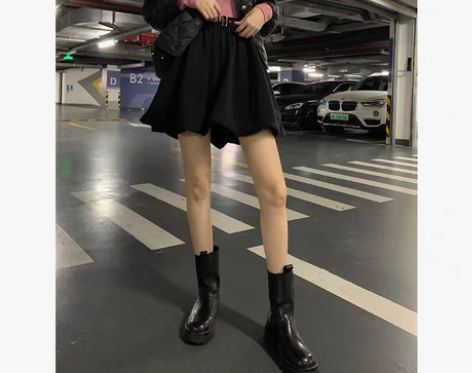 转卖【花苞裙】张大奕2020年秋季新款黑色...