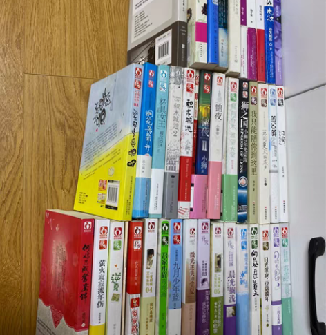 青春文学小说3本包邮 感兴趣的话点“我想要...