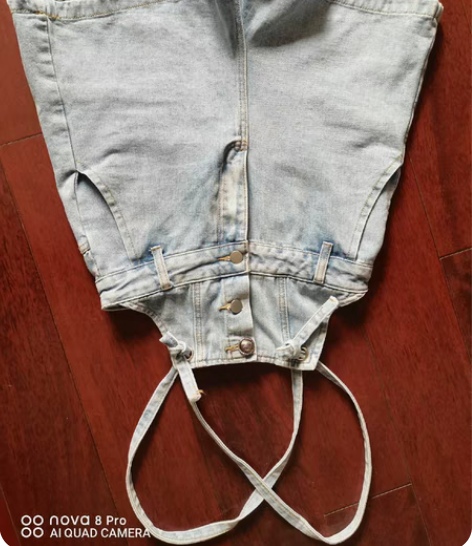 女儿背带牛仔裤，腰围二尺到二尺一，穿上显瘦...