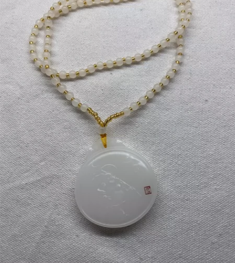 玉石雕刻佛陀，价格只了运费（二维码扫描私我...