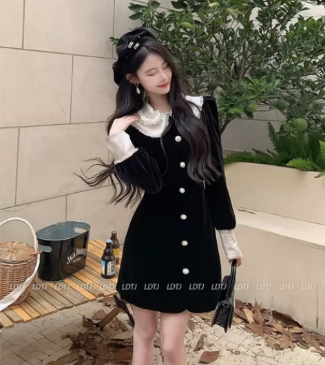 ROCHA R0MA，品牌风格优雅甜美中，...