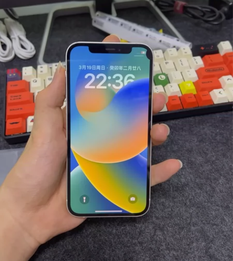 iPhone12 日版无锁128g，白色，...