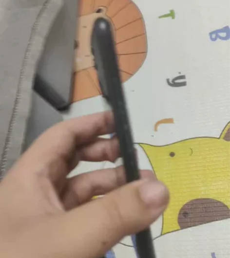 华为荣耀8x正常使用，磕碰。 感兴趣的话点...