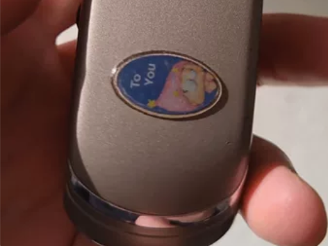 一部古董级得摩托罗拉手机V998＋＋ 当年...