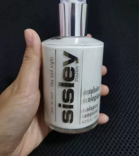 Sisley希思黎 全能乳液125ml,仅用一两次,包邮 闲... Sisley希思黎 全能乳液125ml,仅用一两次,包邮 闲...