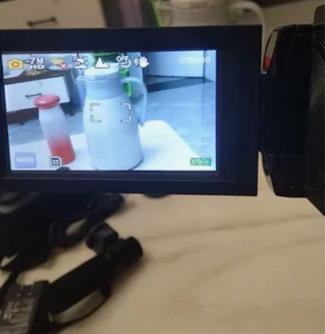 欧达数码摄像机，HDV- Z20，功能正常...