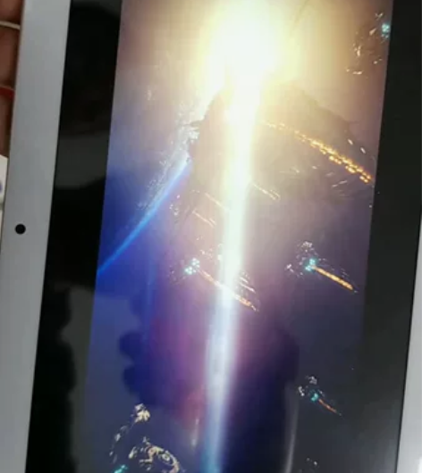 清华同方e130平板，家里人买的，能插手机...