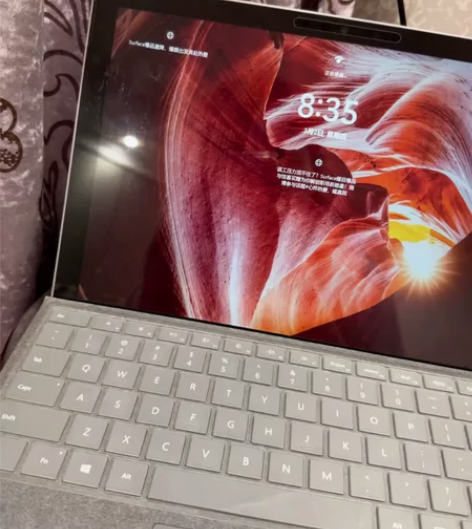 微软笔记本平板电脑转让，使用一年多，开机三...