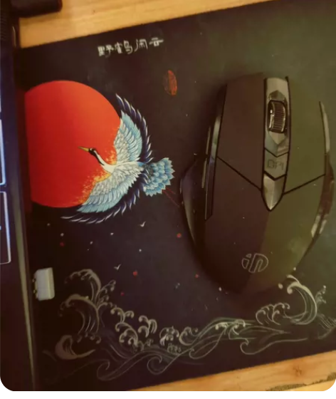 雷神911air，电脑无任何瑕疵，保护的很...