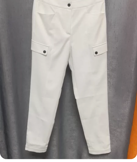 白色工装长裤,薄款,春夏可传穿 感兴趣的话...