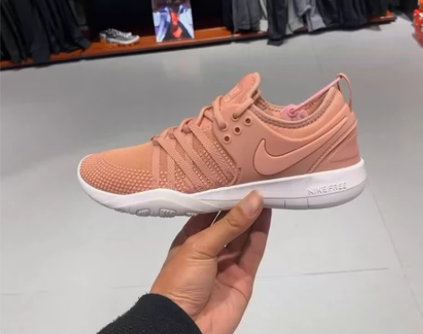 NIKE耐克女鞋2017新运动跑步训练鞋9...