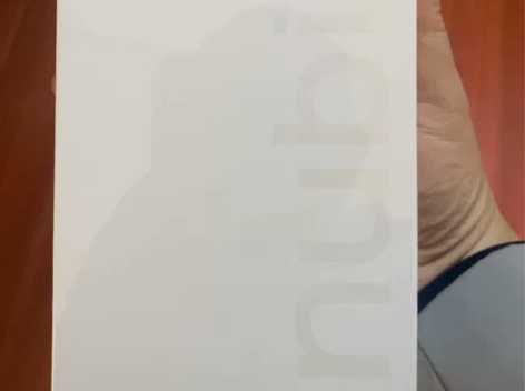 努比亚Nubia Z50 5G全网通，双卡...