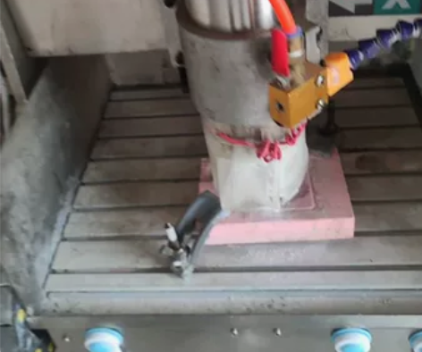 电脑雕刻机，12800买来有2年多时间，实...