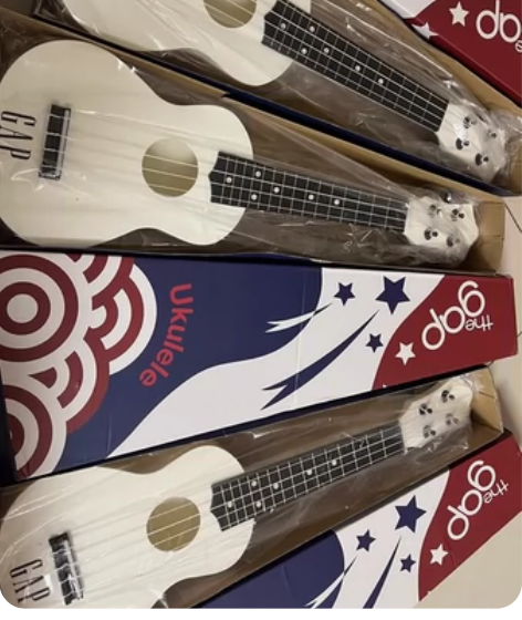 gap白色尤克里里全新一个40包邮 感兴趣...